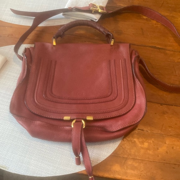 Chloe crossbody, medium, dark red, pebbled leather. - Picture 1 of 13